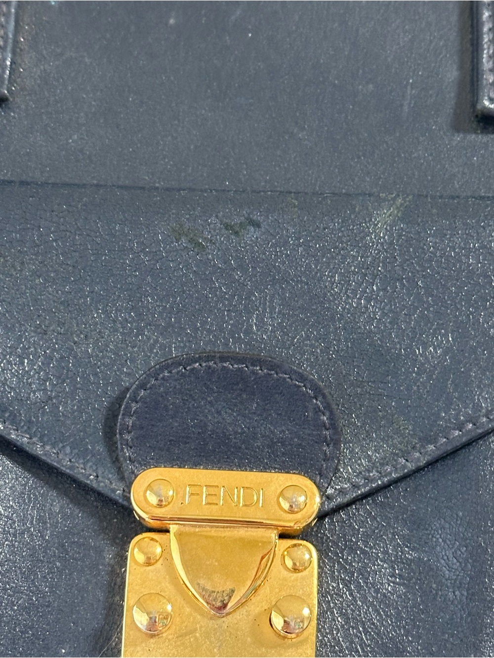Vintage Leather navy blue bag from the 1970’s gold hardware. - Picture 7 of 15